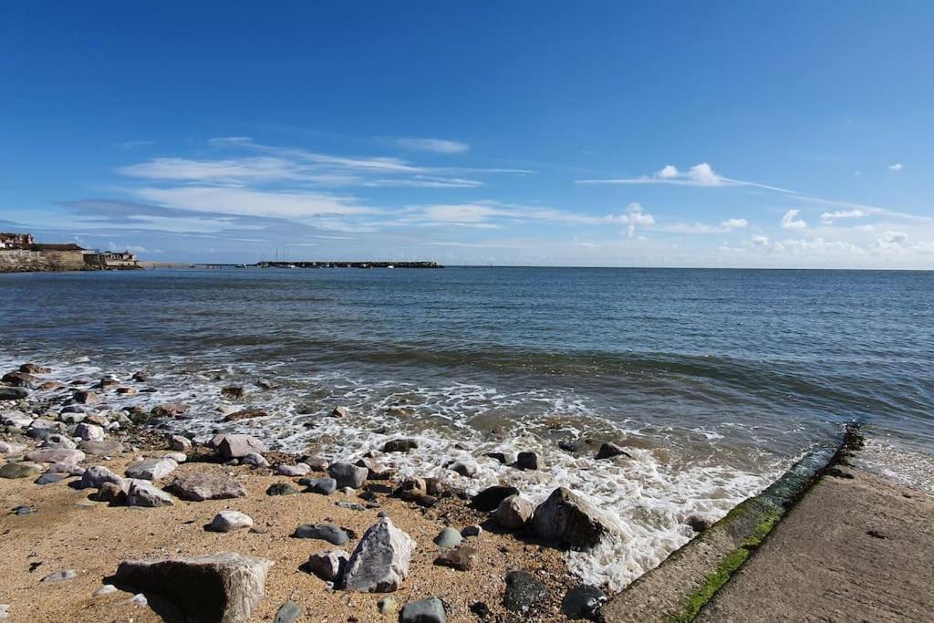 Welcome To The Beach House! Rhôs-on-Sea 外观 照片